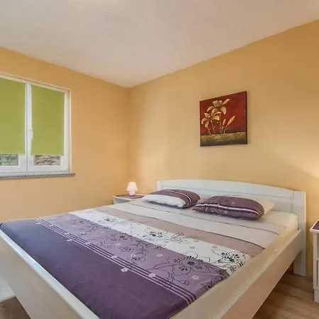 Anemona Apartment