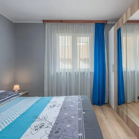 Apartment Anemona Fazana